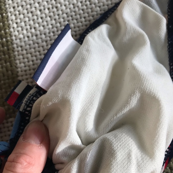 Vintage 2000’s Hilfiger Y2K Surfboard Print String Bikini Top - Picture 6 of 8